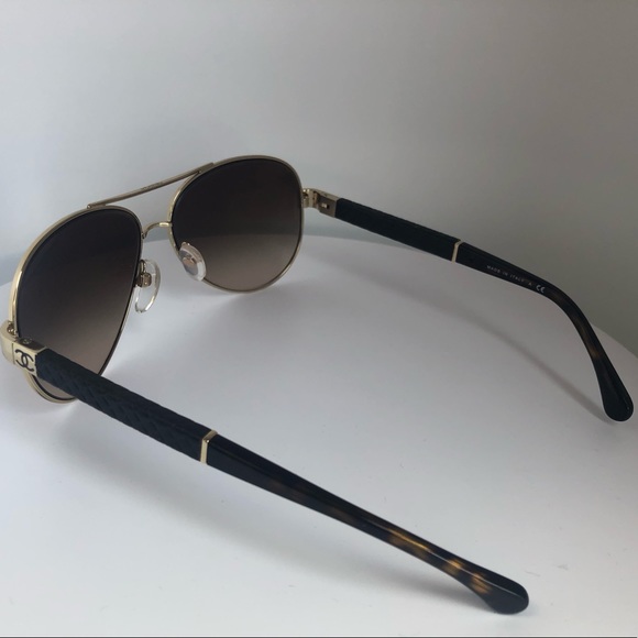 NEW CHANEL GOLD FRAME UVA UVB SUNGLASSES 🕶 - Picture 5 of 8